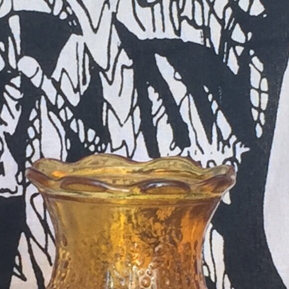 78-(VHD) Vintage. Home Decor. Amber. Glass. Hurricane Lamps. - Picture 5 of 15